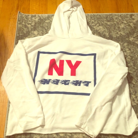 Zara Sweaters - Zara “NY Nights” Graphic Hoodie 🏙